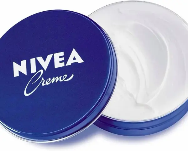Krem Nivea zapycha pory? Analiza składu i prawda o cerze